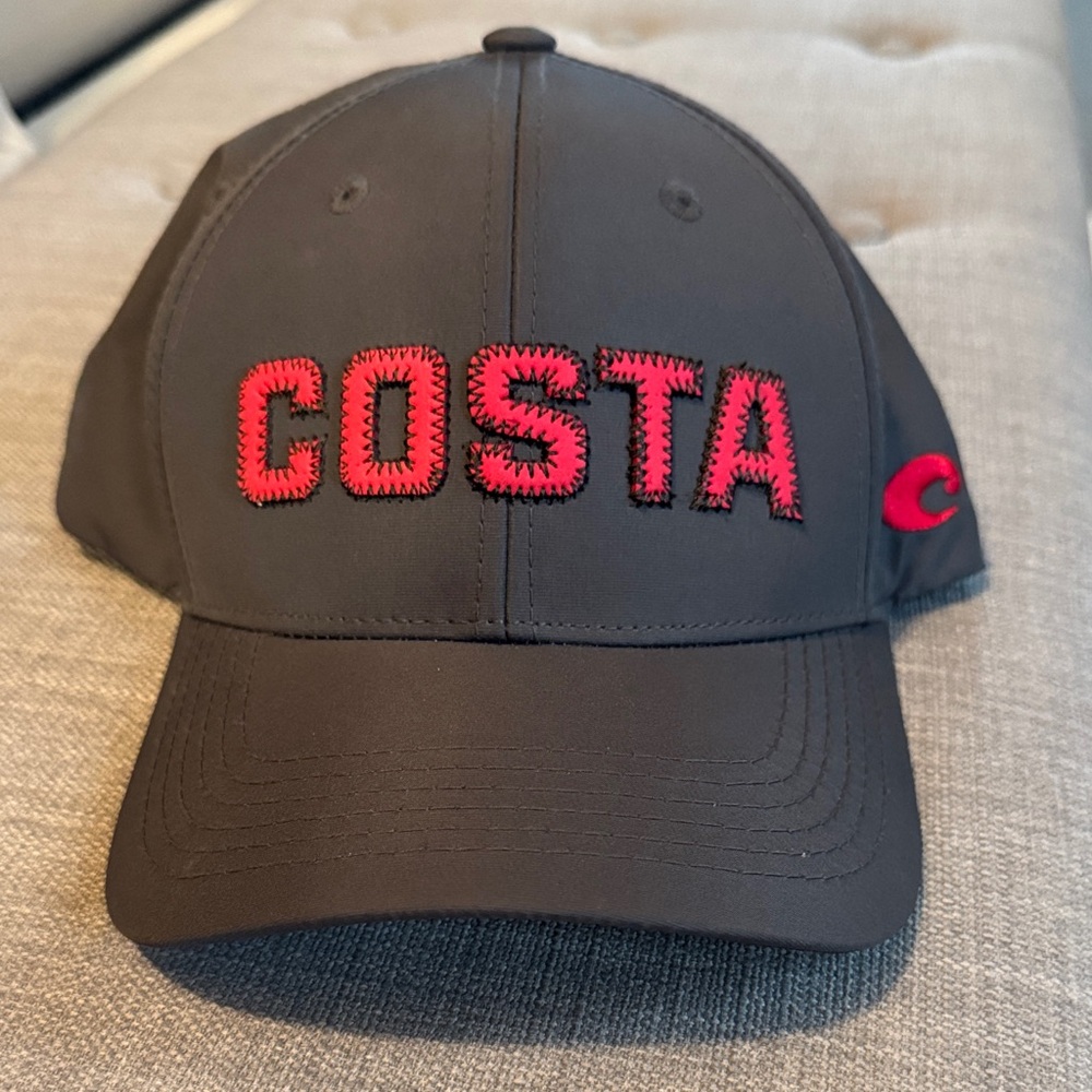Costa Gray Hat with Vibrant Red Accents